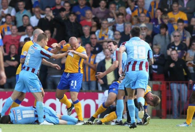 Tempers fray at Glanford Park  -Pic by:Richard Parkes