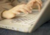 stock pic of teen using computer
