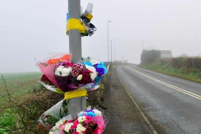 Scene of fatal RTA on Barnsley Road A637 between Flockton and Grange Moor Roundabout. (W542A447)