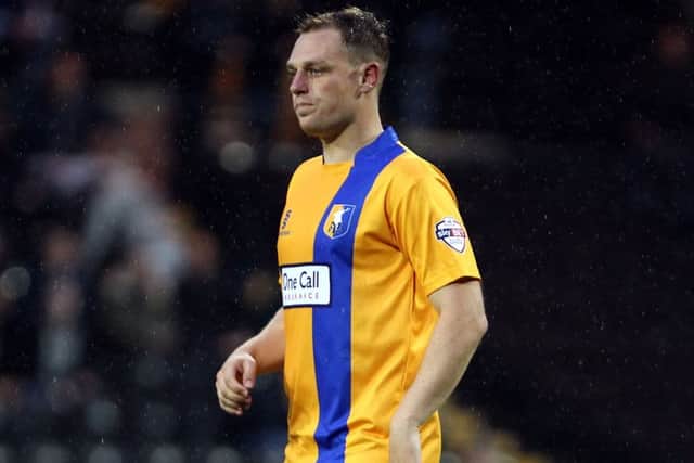 Notts County v Mansfield TownEnglish League Football - Sky Bet League TwoMeadow Lane Stadium, Nottingham, England.14th August 2015Mansfield Town's Adam ChapmanPicture by Dan Westwell (PLEASE BYLINE)dan.westwell@btinternet.com07793 733140