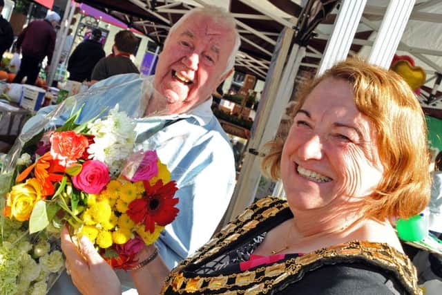 Richard Burley form Rick's Flowers, chats with the chairman of Ashfield District Council, Coun. Glenys Maxwell who officially opened the new facility on Saturday.