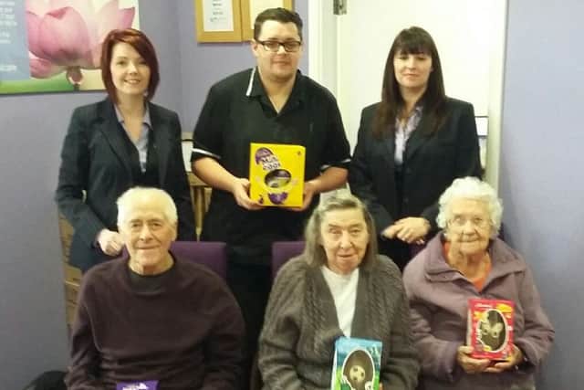 Joanna Jackson and Sara Simpson  with staff and residents from Gateford Hill Nursing Home