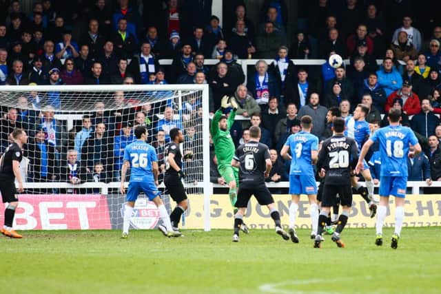 Mansfield Town's keeper Scott Shearer   - Pic Chris Holloway