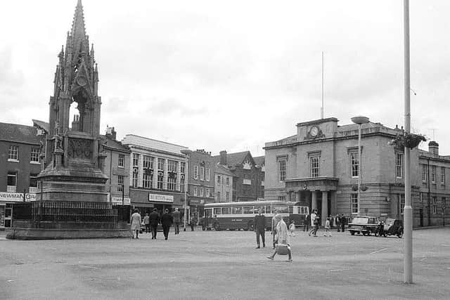 1969 Mansfield Market Place