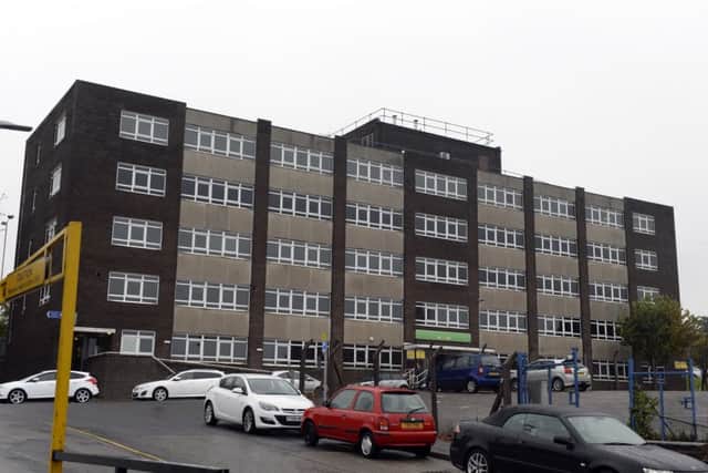 Mansfield Job Centre, Commercial Gate