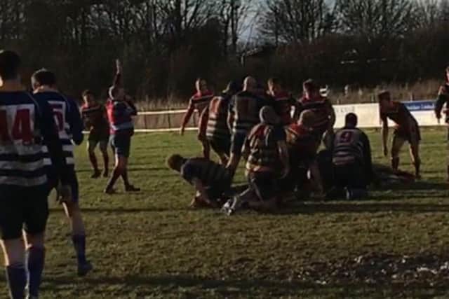 Bruce Arnold scores Mansfield's consolation try.