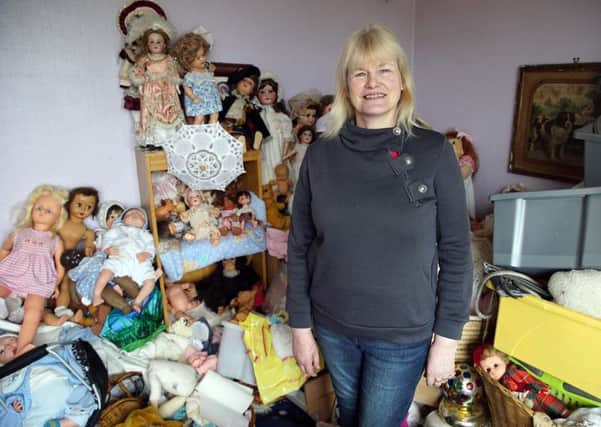 Shut-Ins Series 2: - Britain's Biggest Hoarders, (Sue and Neil)