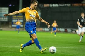 Mansfield vs Lincoln - Jack Thomas of Mansfield Town - Pic By James Williamson