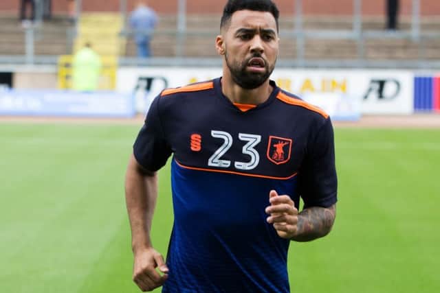 Kane Hemmings of Mansfield Town - Pic By James Williamson