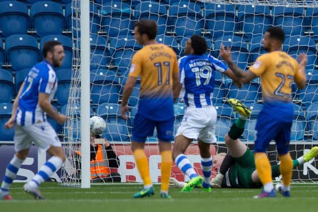 Colchester United vs Mansfield Town - Mansfield fall behind to a Sean Murray goal - Pic By James Williamson