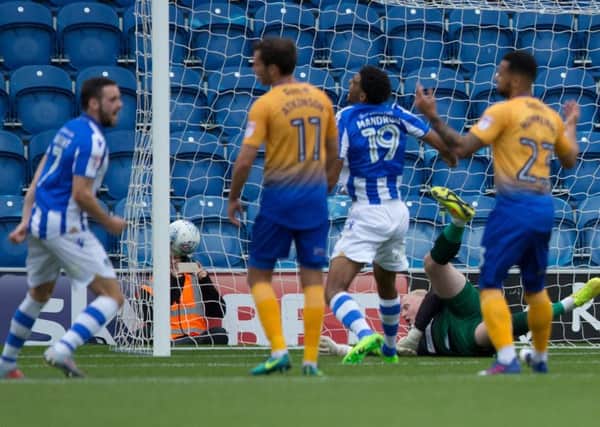 Colchester United vs Mansfield Town - Mansfield fall behind to a Sean Murray goal - Pic By James Williamson