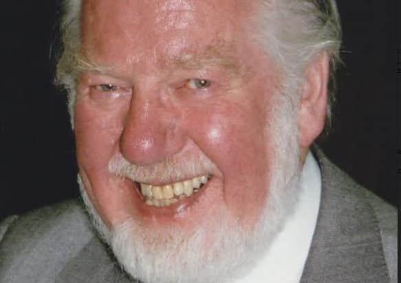 Len Knowles