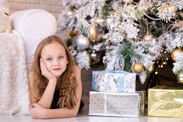 These cute videos show what happens when kids review Christmas toy catalogues.