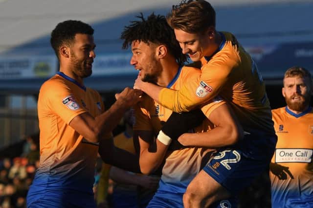 Picture Andrew Roe/AHPIX LTD, Football, EFL Sky Bet League Two, Grimsby Town v Mansfield Town, Blundell Park, 26/12/17, K.O 1pm
Mansfield's players celebrate Lee Angol's equaliser
Andrew Roe>>>>>>>07826527594