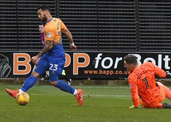 Picture Andrew Roe/AHPIX LTD, Football, EFL Sky Bet League Two, Mansfield Town v Carlisle United, One Call Stadium, 01/01/18, K.O 3pm

Mansfield's Kane Hemmings scores the opening goal

Andrew Roe>>>>>>>07826527594
