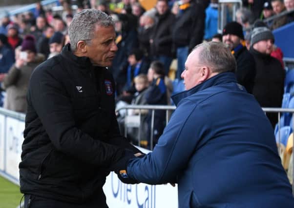 Picture Andrew Roe/AHPIX LTD, Football, EFL Sky Bet League Two, Mansfield Town v Carlisle United, One Call Stadium, 01/01/18, K.O 3pm

Mansfield's manager Steve Evans and Carlisle's manager Keith Curle

Andrew Roe>>>>>>>07826527594