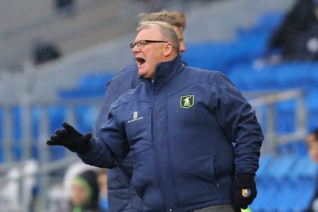 Picture by Gareth Williams/AHPIX.com; Football; The Emirates FA Cup; Cardiff City v Mansfield Town; 6/1/18  KO 15.00; Cardif City Stadium; copyright picture; Howard Roe/AHPIX.com; Stags boss Steve Evans barks out his orders