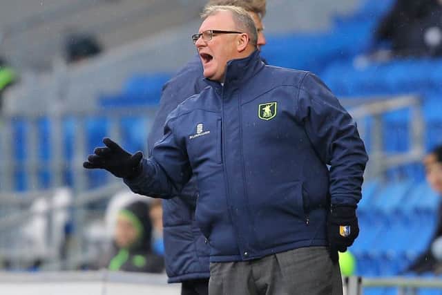 Picture by Gareth Williams/AHPIX.com; Football; The Emirates FA Cup; Cardiff City v Mansfield Town; 6/1/18  KO 15.00; Cardif City Stadium; copyright picture; Howard Roe/AHPIX.com; Stags boss Steve Evans barks out his orders