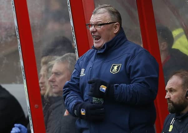 Picture by Gareth Williams/AHPIX.com; Football; Sky Bet League Two; Swindon Town v Mansfield Town; 10/2/18  KO 15.00; The Energy Check County Ground; copyright picture; Howard Roe/AHPIX.com; Mansfield boss Steve Evans has strong words with his side