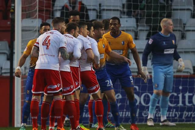 Picture by Gareth Williams/AHPIX.com; Football; Sky Bet League Two; Stevenage v Mansfield Town; 10/18 KO 19.45; The Lamex Stadium; copyright picture; Howard Roe/AHPIX.com; Stevenage's corner routines caused problems for Stags in the first half