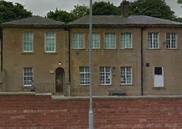 Mansfield registry office. Credit to Google Images